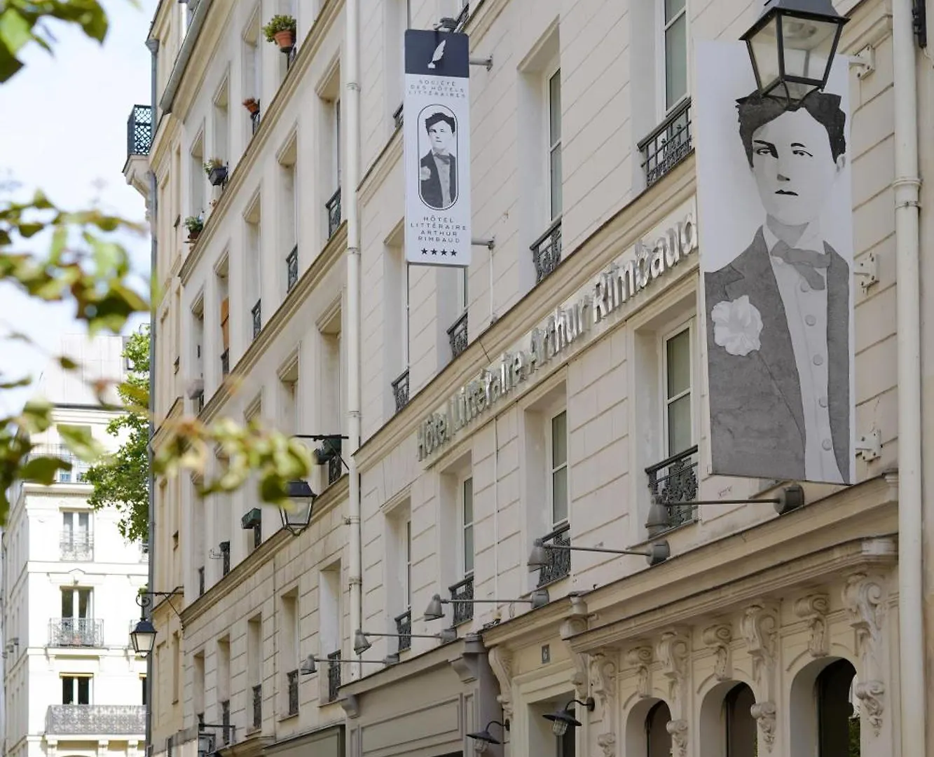 Litteraire Arthur Rimbaud, Bw Signature Collection Hotel 4*