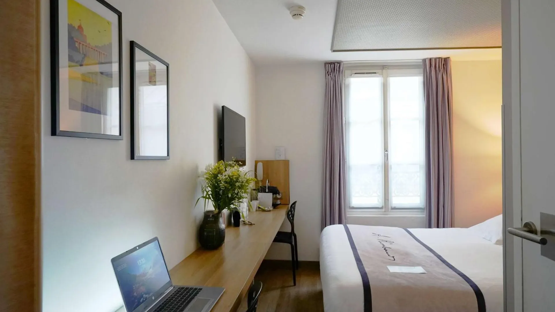 Litteraire Arthur Rimbaud, Bw Signature Collection Hotel 4*