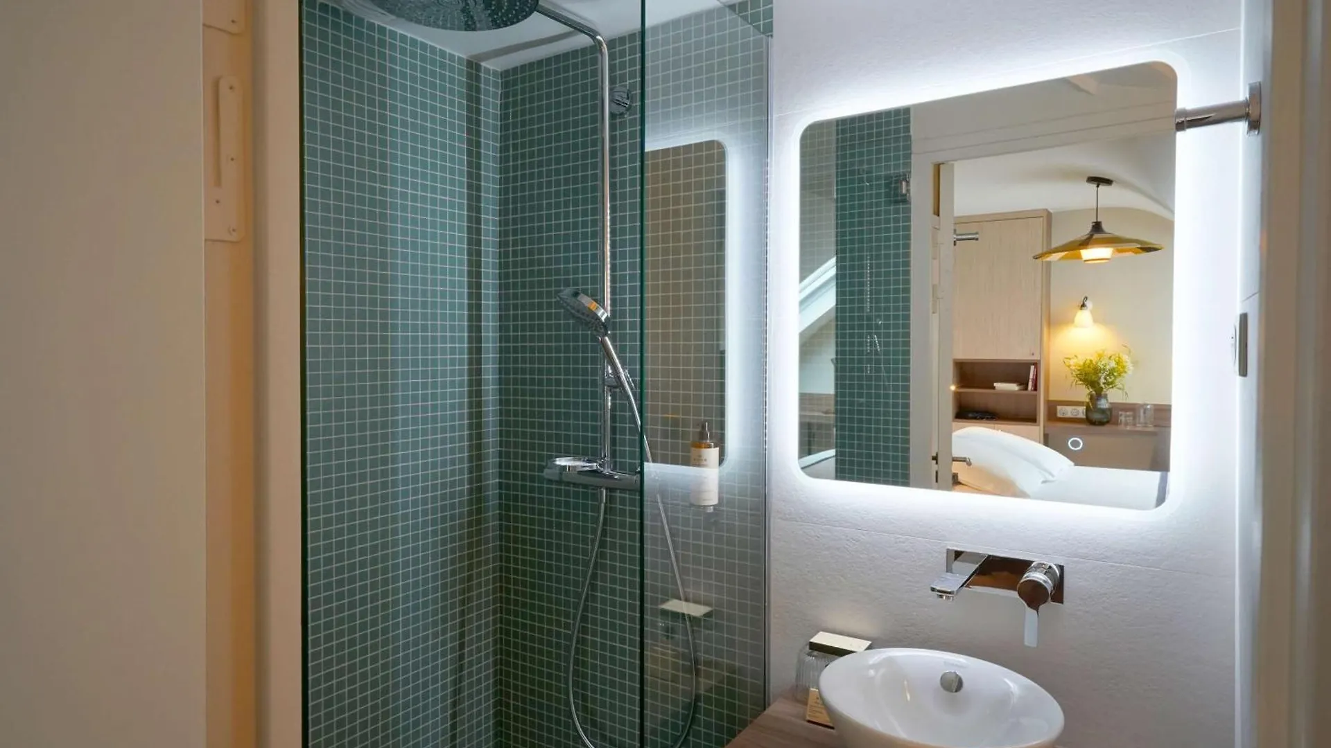 Litteraire Arthur Rimbaud, Bw Signature Collection Hotel