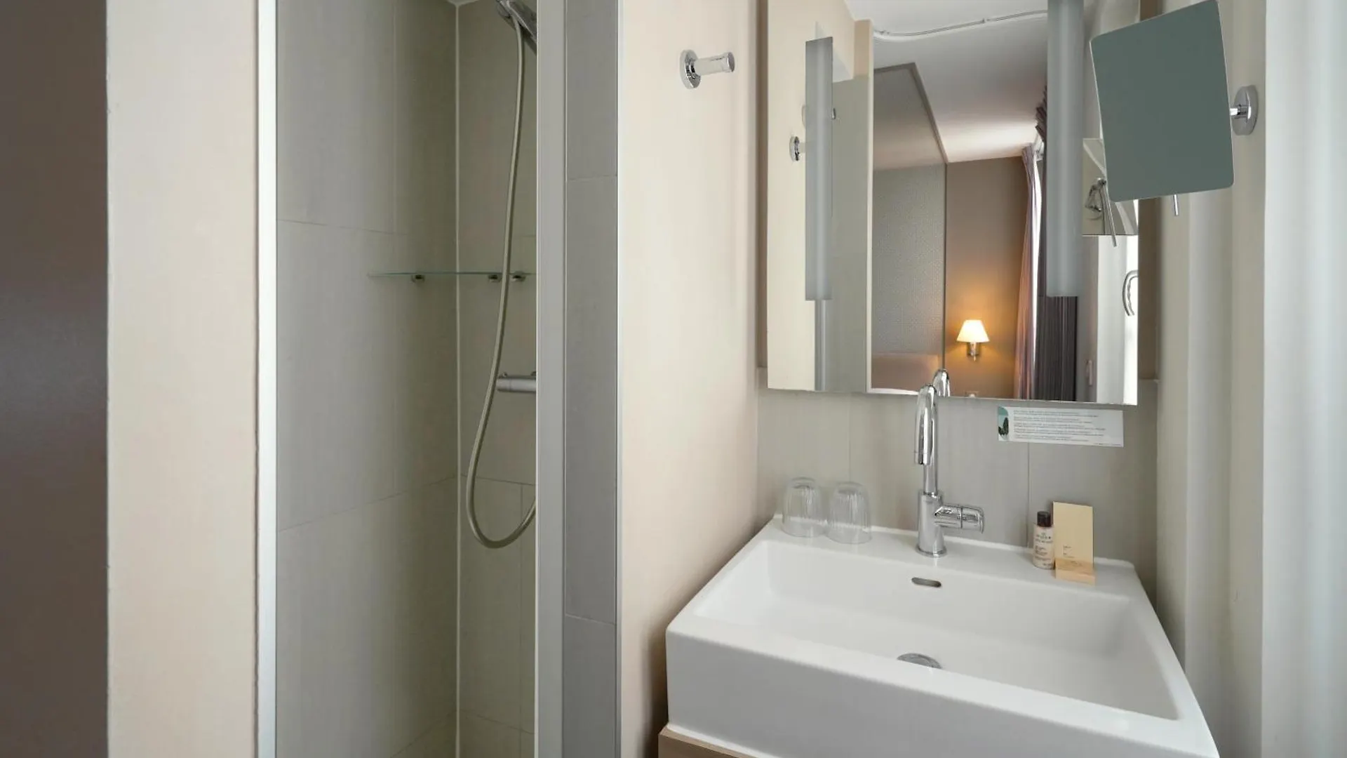 Litteraire Arthur Rimbaud, Bw Signature Collection Hotel