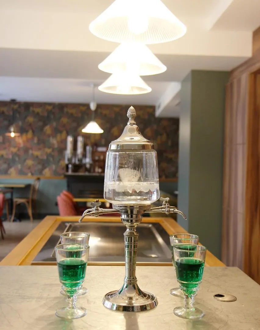 Hotell Litteraire Arthur Rimbaud, Bw Signature Collection 4*